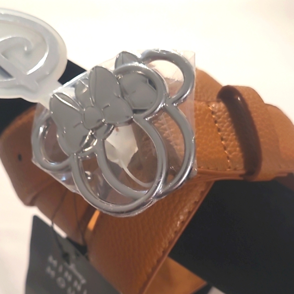 Disney Minnie Mouse Tan and Silver Belt Buckle - Picture 2 of 7